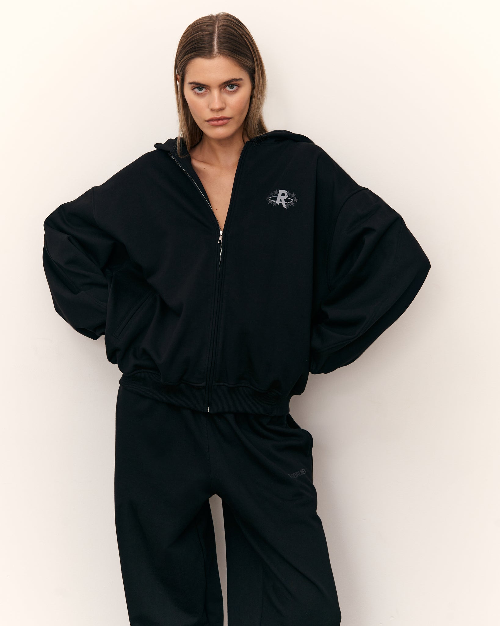ORBIT ZIP-HOODIE-2