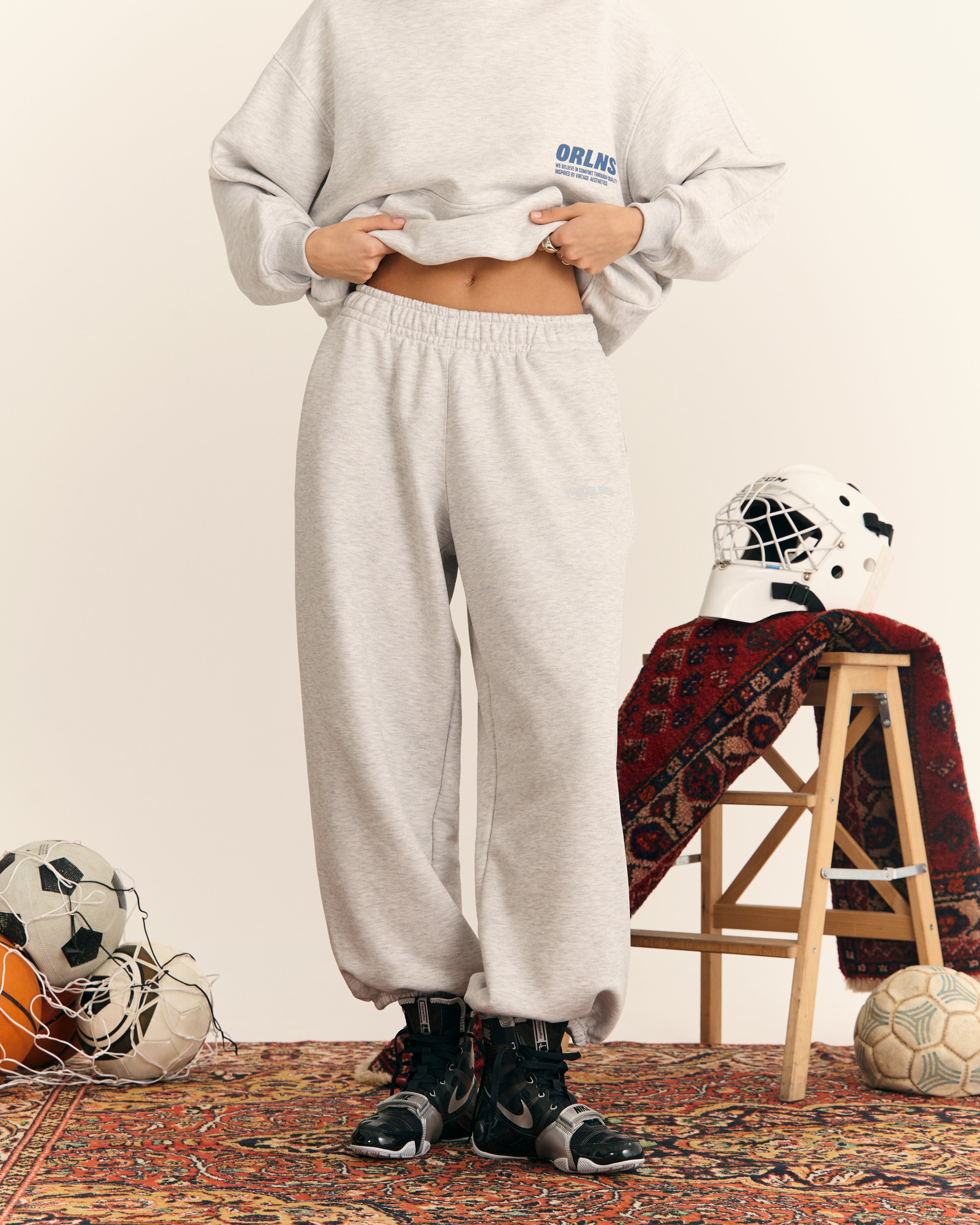 COLLEGE GREY PANTS-4