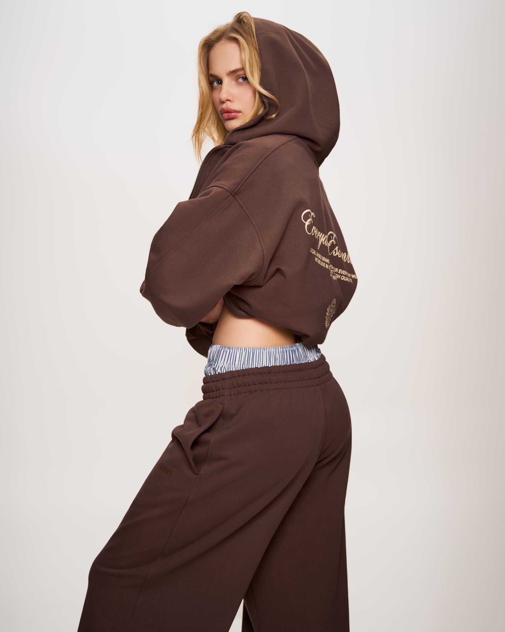 ESSENTIALS PANTS-2
