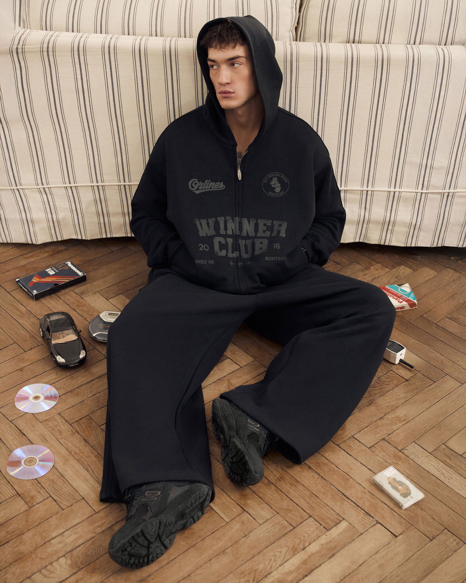 WINNER CLUB ZIP-HOODIE-7
